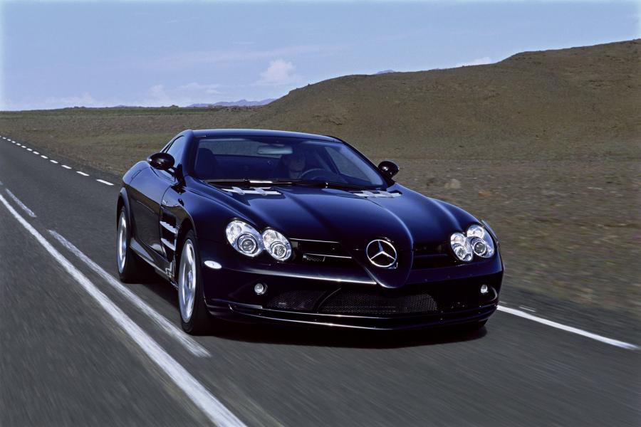  Mercedes-Benz SLR McLaren 2003 года  (фото 30 из 319)